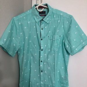Long NYU men summer shirt